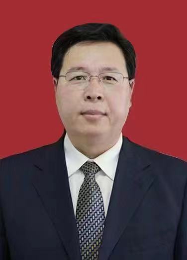 闫越.jpg